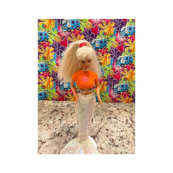 Mattel  Barbie in Mermaid Skirt Fashion Doll  #6 As Shown - Picture 2 of 4